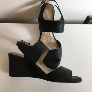 Giani Bernini Wedge Sandals